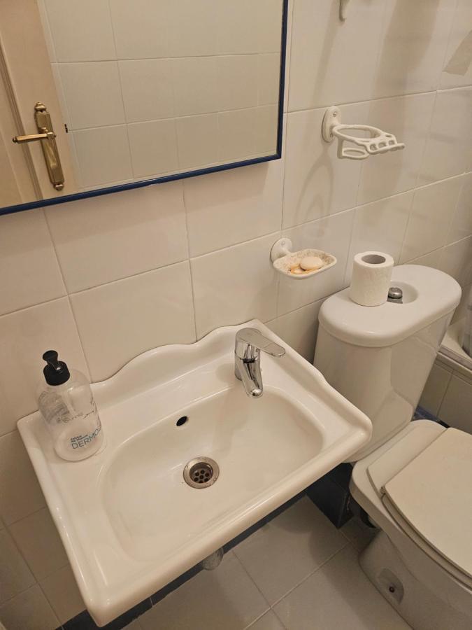 Habitacion Amplia Y Centrica En Piso Compartido ア・コルーニャ エクステリア 写真